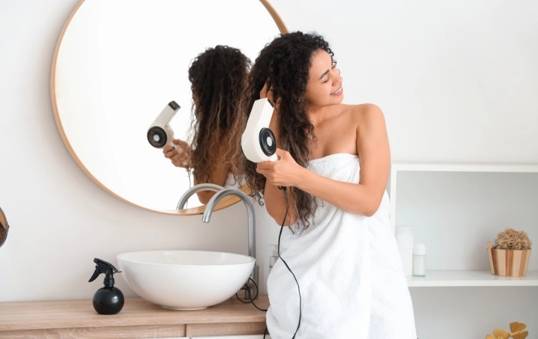 Ranking suszarek do włosów – najlepsze modele 2025