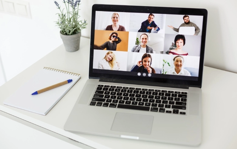 Najlepszy laptop do 2500 zł – ranking 2025