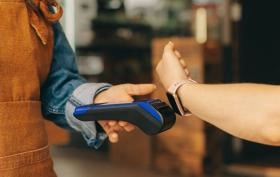 Najlepszy smartwatch z NFC – ranking 2025