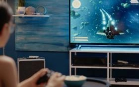 Jak grać w gry na telewizorze?