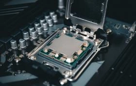 AMD przywraca Ryzena 7 5800X3D. Kultowy procesor wraca do sprzedaży