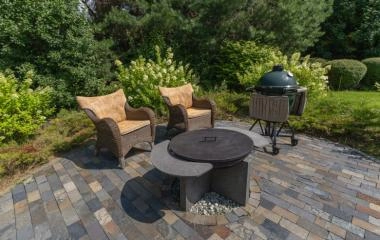 Jak przygotować miejsce na grilla w ogrodzie?