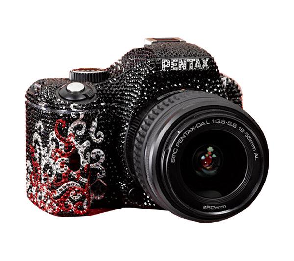 Lustrzanka Pentax K-m + DA 18-55 mm edycja limitowana