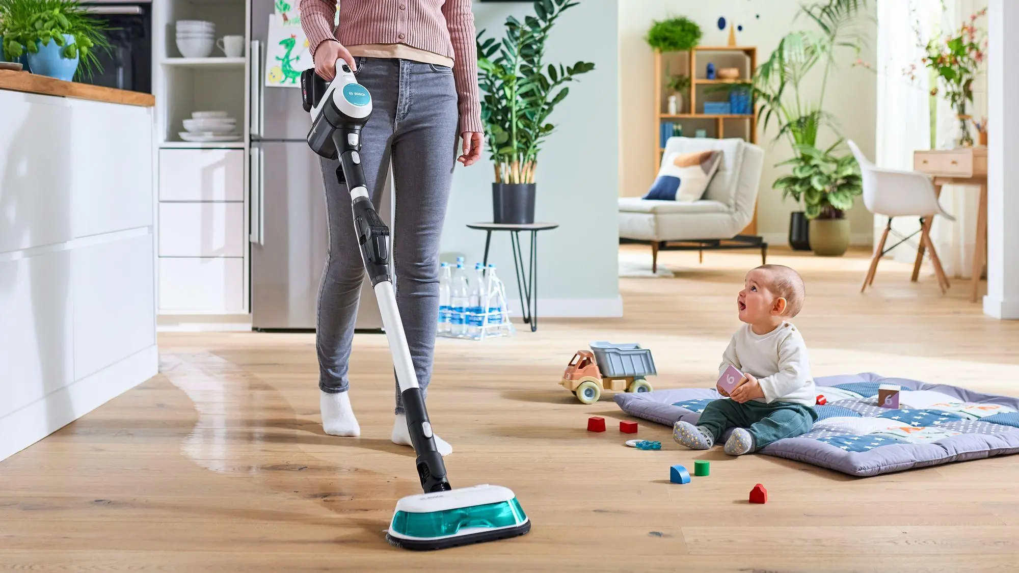 Odkurzacz Bosch Unlimited 7 ProHygienic Aqua BCS71HYG3 40min Funkcja mycia Wymienny akumulator Mini elektroszczotka