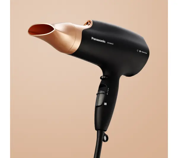 Panasonic EH-NA63CN825 Jonizacja Dyfuzor Zimny nawiew 2000W 3 prędkości 4 temperatury