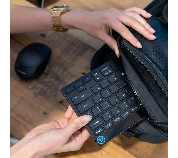 JLab GO Keyboard Czarny