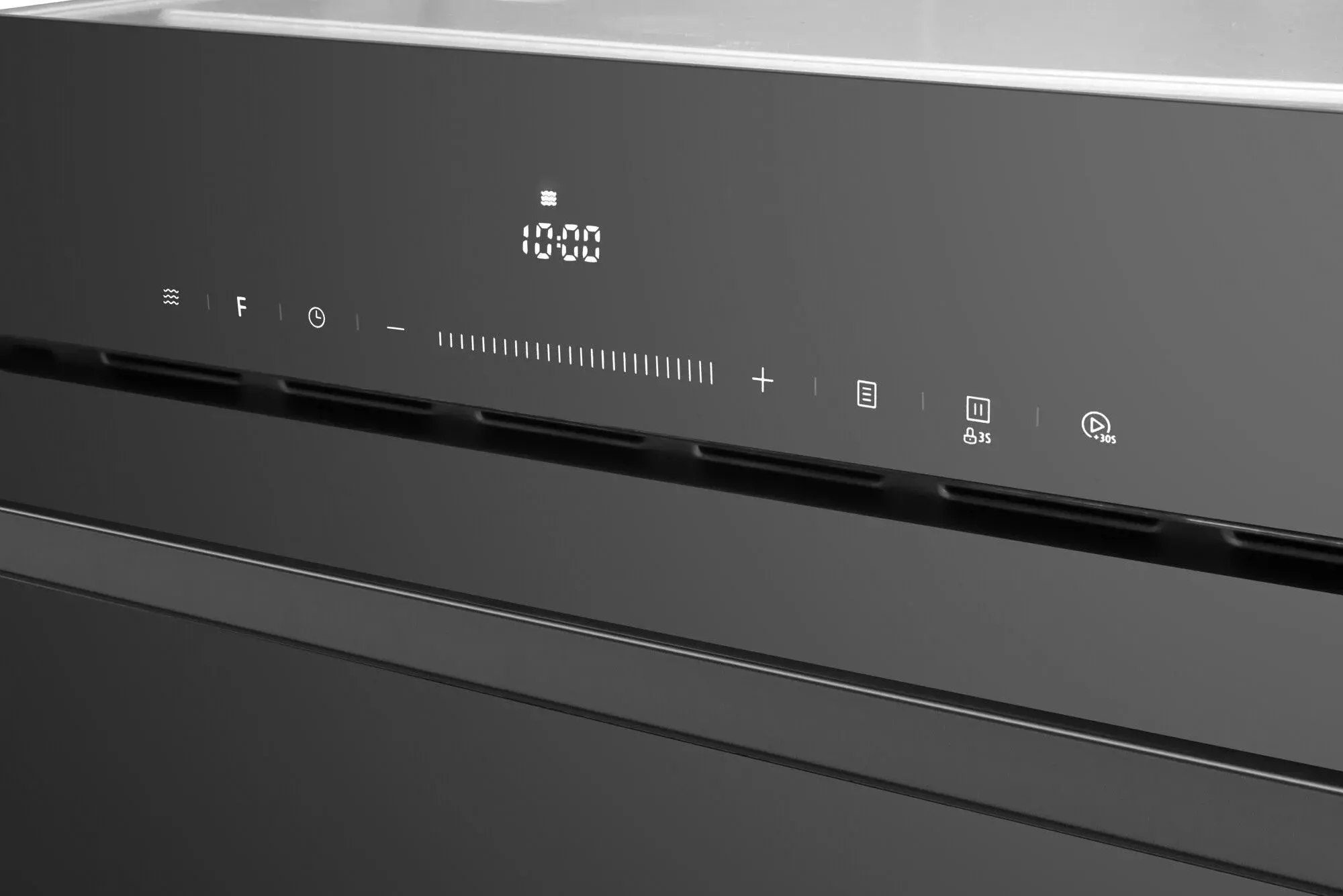 фото Мікрохвильовка з грилем Amica AMMB34E1GVB