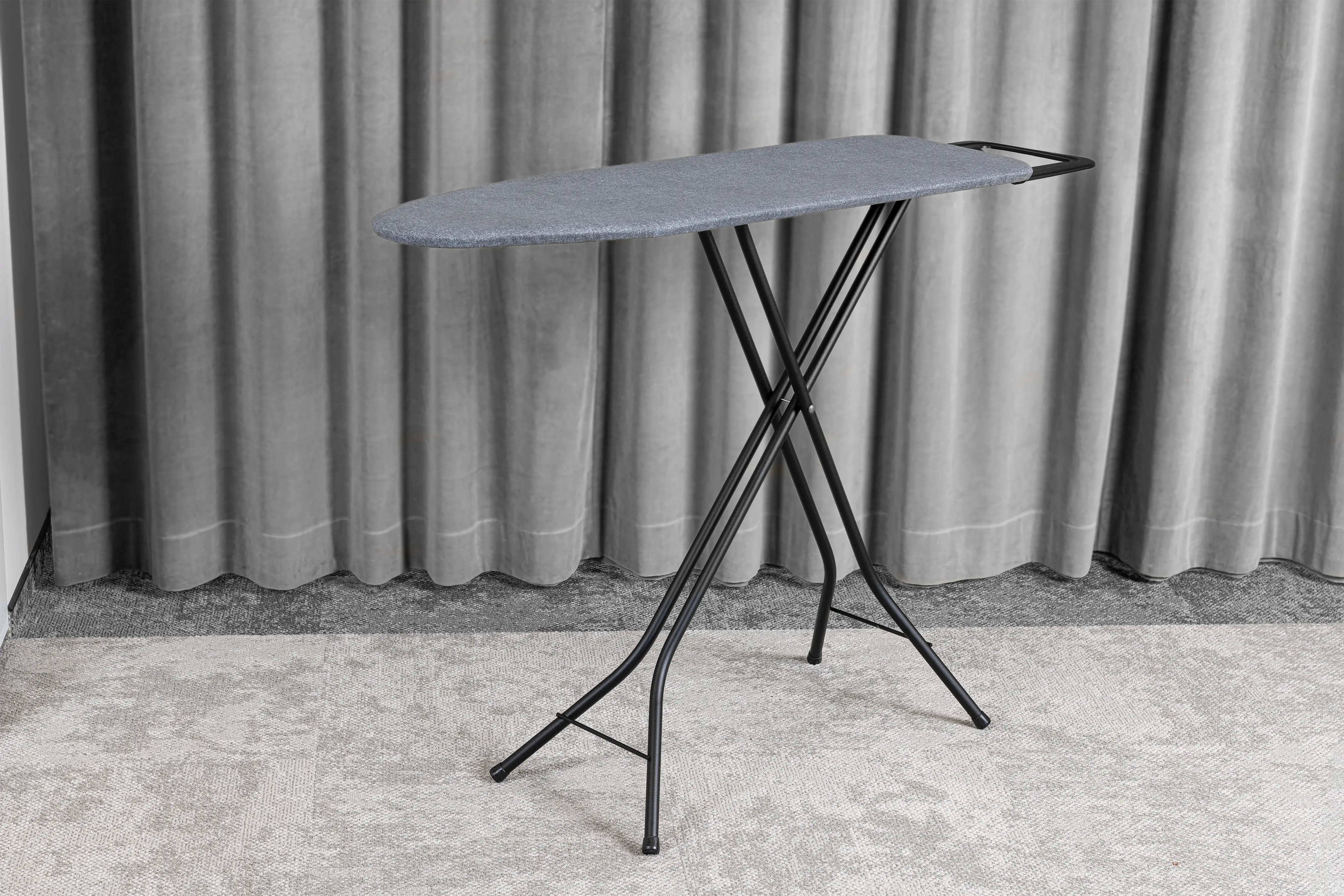 фото Прасувальна дошка Rayen EDP002R