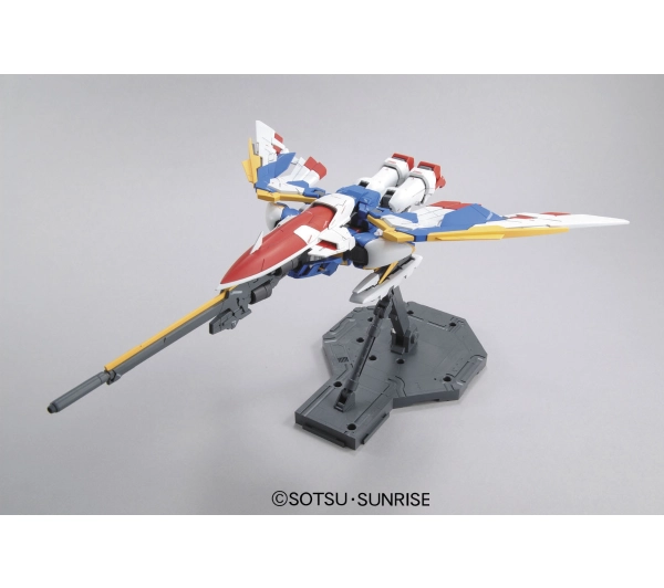 Bandai MG 1/100 WING GUNDAM EW.