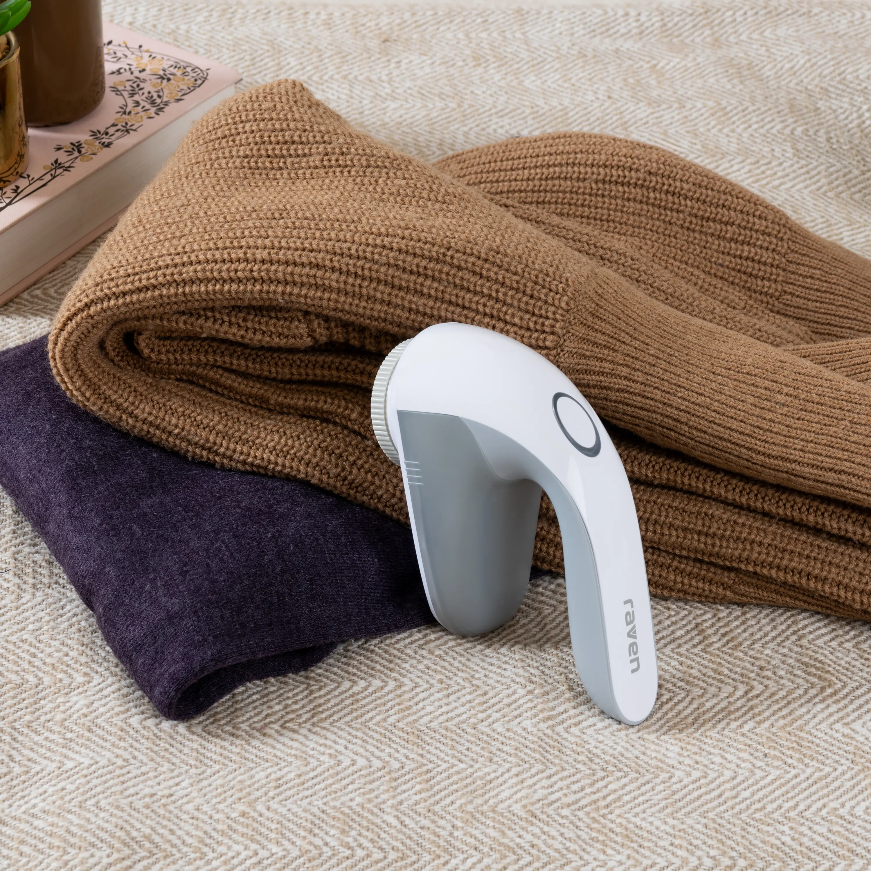 фото Машинка для видалення катишків Raven EGU001X