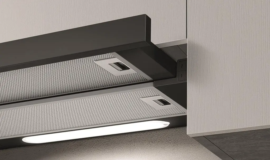 фото Вытяжка телескопическая Elica Elite 14 LUX BL/A/50 1