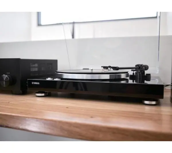 Yamaha TT-S303 Manualny Napęd paskowy Przedwzmacniacz Czarny - Kup na Raty - RRSO 0%