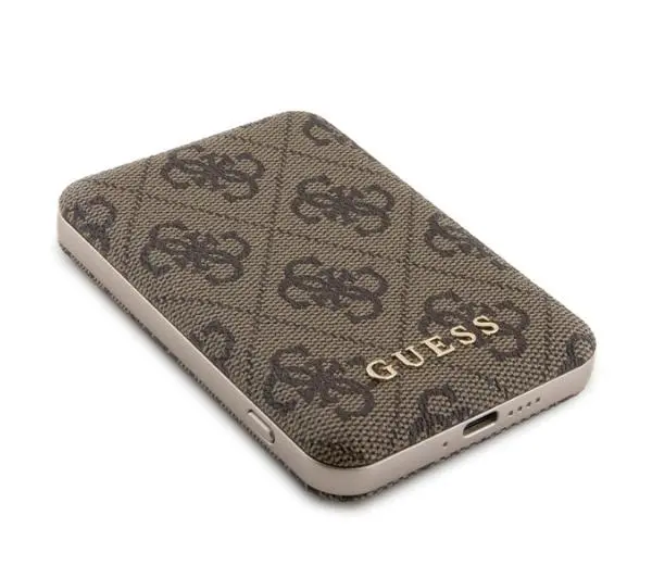 Guess Zestaw do iPhone 15 + Powerbank 5000mAh MagSafe 4G Metal Logo Brązowy - TRZECI -55%, ALBO 5-TY ZA 1ZŁ