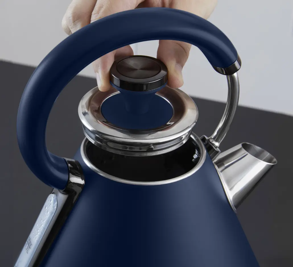 фото Електрочайник Tower Sera T10079MNB