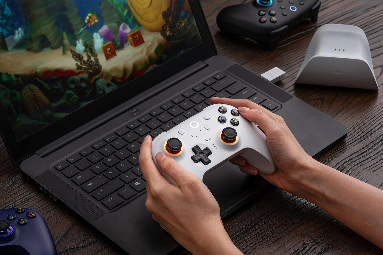 Pad 8BitDo Ultimate 2 Wireless Controller do PC, Android Bezprzewodowy Biały