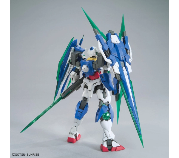 Bandai MG 1/100 00 QAN[T] FULL SABER