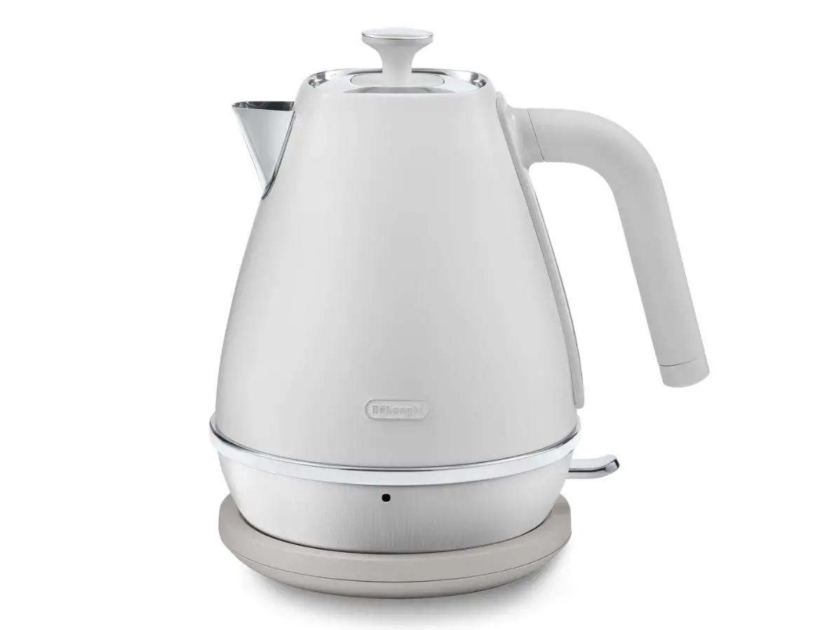 Czajnik DeLonghi KBIN2001.W 1,7l 2000W