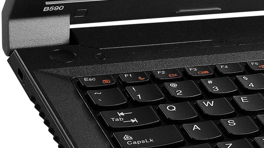 Lenovo 15.6インチ B590 Core i5-3230M　ケース付き Lenovo Laptop B590 Intel Core i5-3230M 6GB Memory 500GB HDD