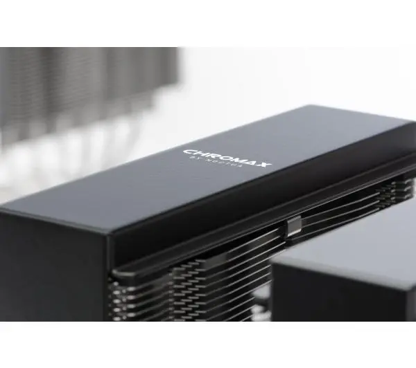 Noctua NA-HC4 chromax.black Czarny