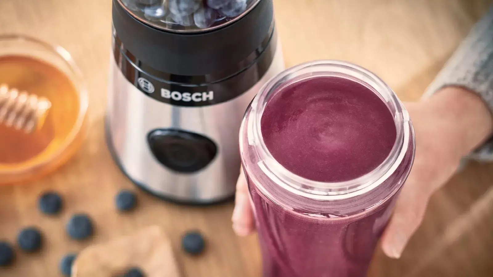Blender kielichowy Bosch VitaPower Serie 2 MMB2111M 0,8l Butelka