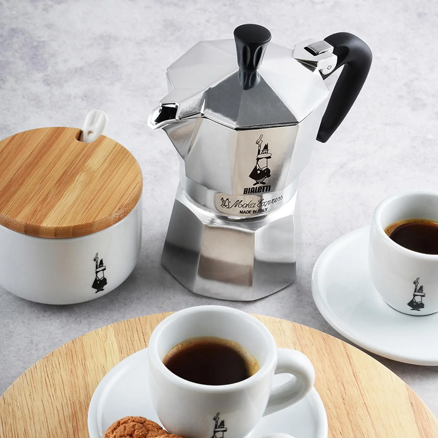 Фото Кавоварка гейзерна Bialetti Moka Express 2TZ 0001168