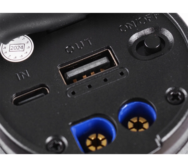 Xari JS30 Jump Starter 4w1 Latarka, Młotek 8000mAh 10W Czarny - ⚡ EURO HIT CENOWY! ⚡