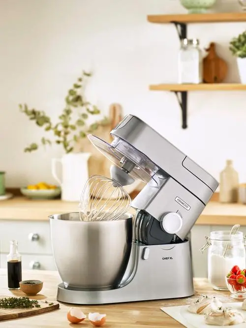 Robot kuchenny Kenwood KVL4220 Z szatkownicą z 5 bębnami Maszynką z 3 sitami Blenderem kielichowym