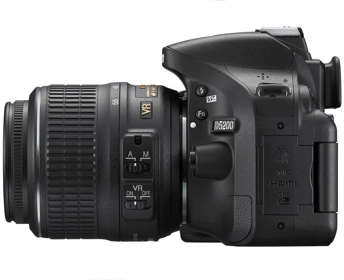 Nikon D5200 18-55 VRキット ニコン D5200 18-55 VR レンズキット ブラック | デジタル一眼レフ