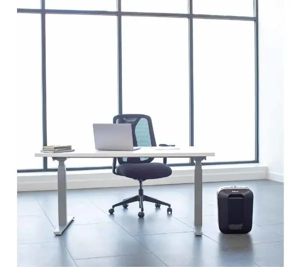 Fellowes LX45 Czarny