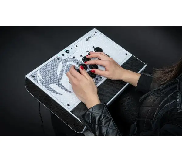 Nacon DAIJA Arcade Stick - Kup na Raty - RRSO 0%