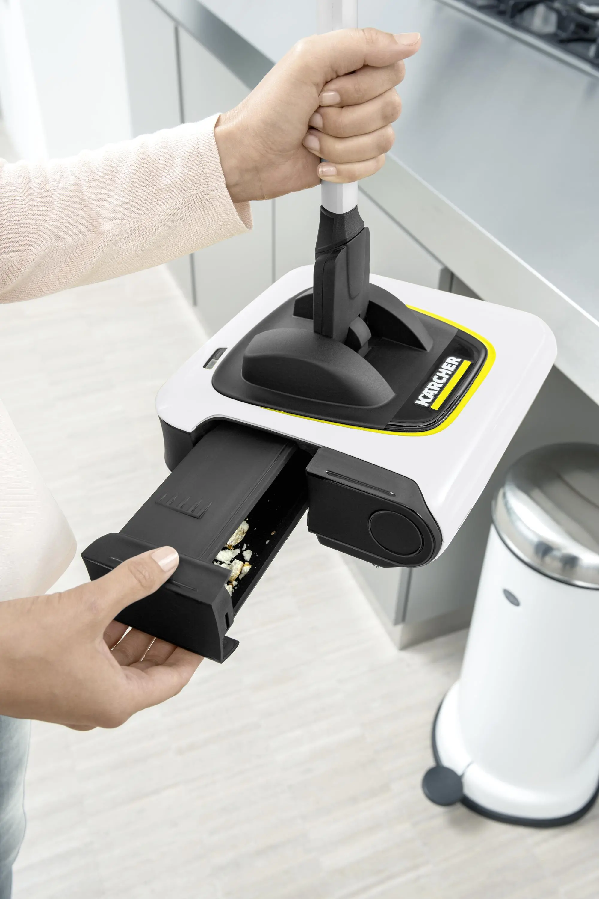 Szczotka elektryczna Karcher KB 5 1.258-050.0 30min Wymienny akumulator