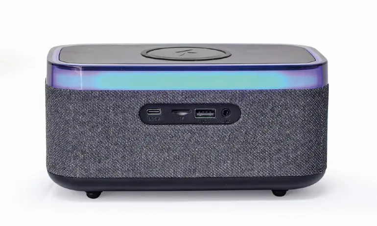 фото Портативна колонка із зарядкою Gembird DAC-SPKBT-QC15-BK