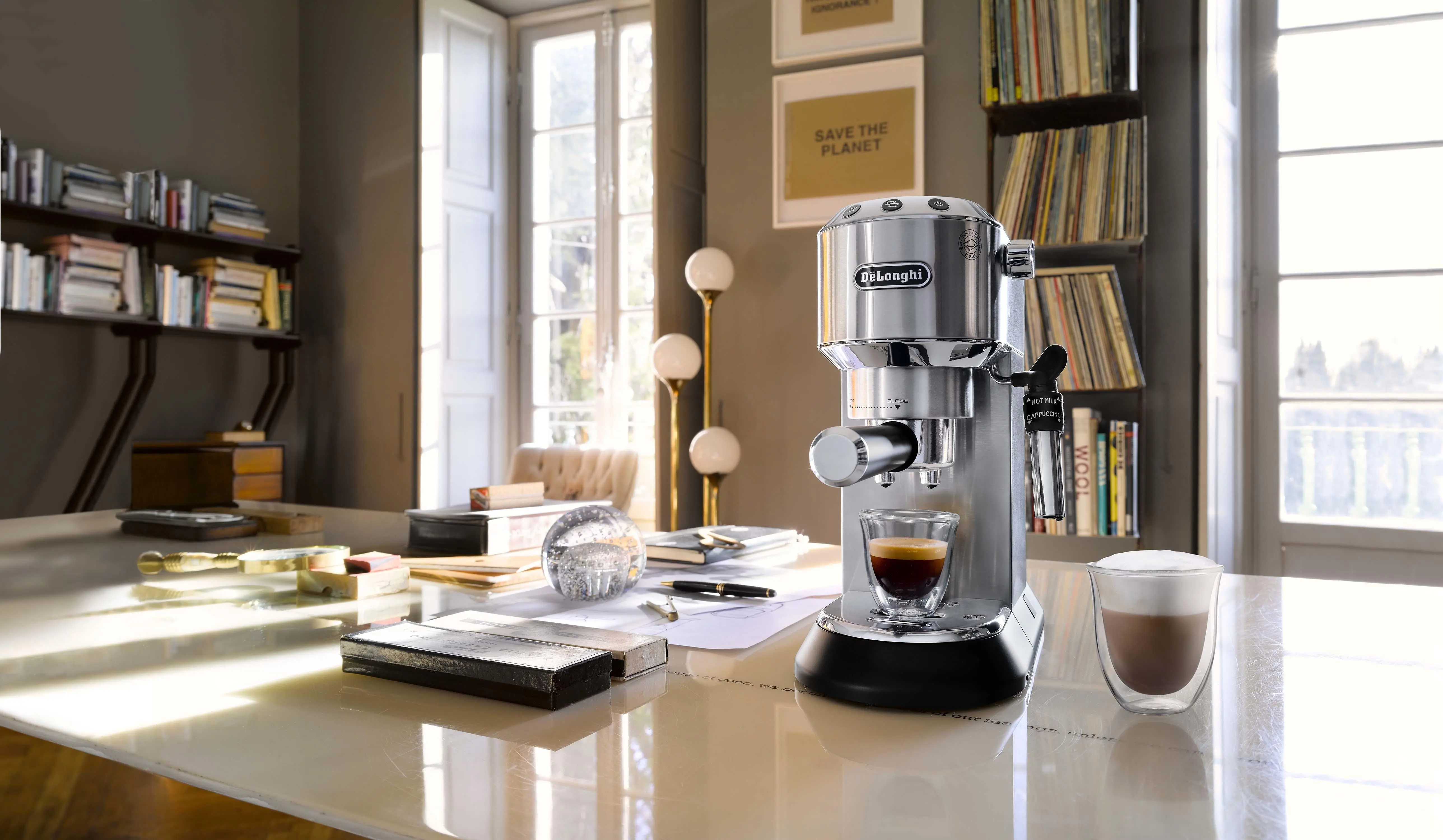De'Longhi エスプレッソマシン ステンレス EC685M Ekspres kolbowy DeLonghi Dedica Style EC685.M - na saszetki