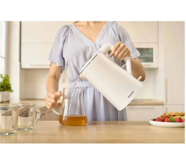 Sencor SWK 0550WH 1,7l 2200W