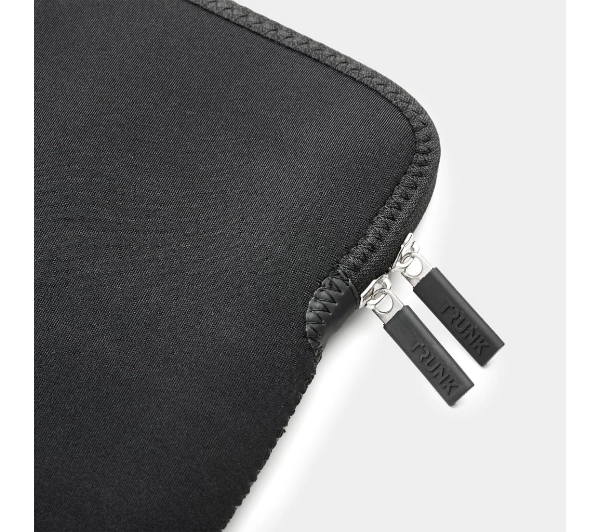 Trunk Neoprene Sleeve MacBook Air 15" Czarny