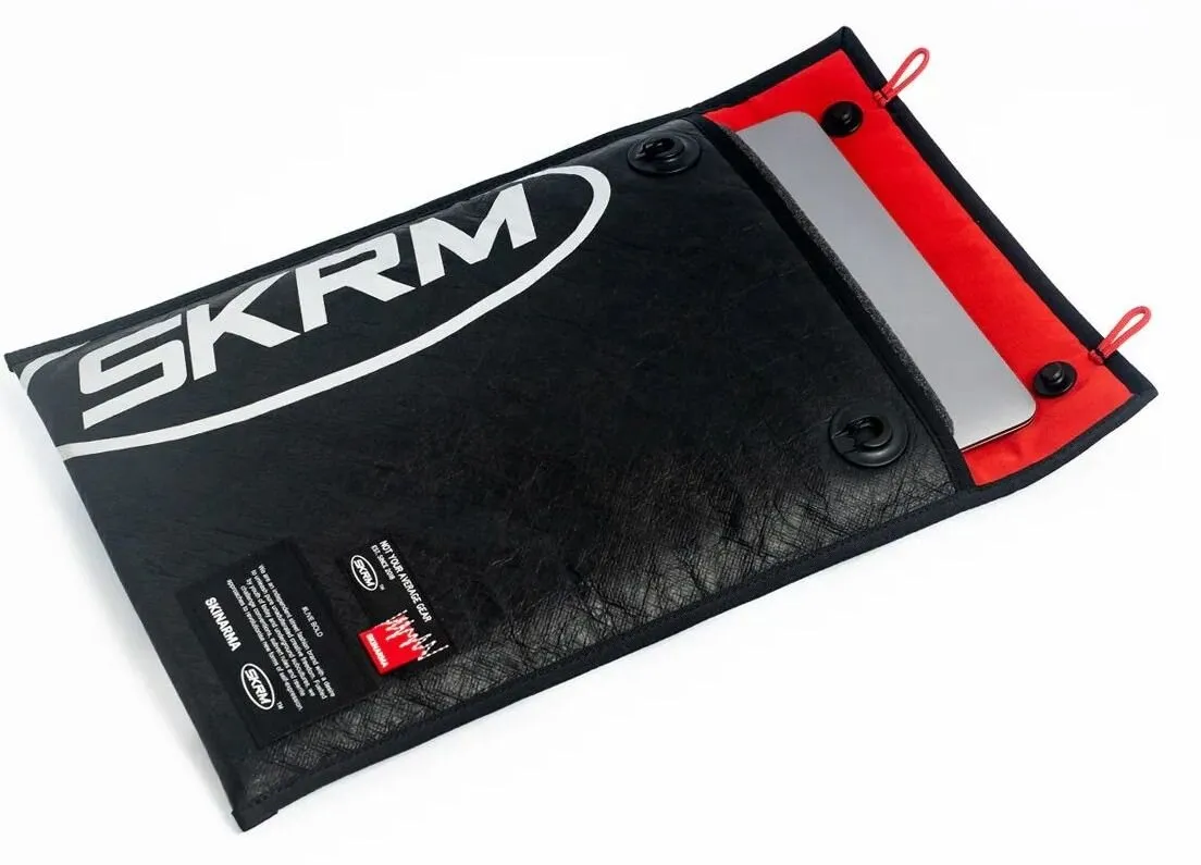 Etui na laptop Skinarma Comet 14" Czarny