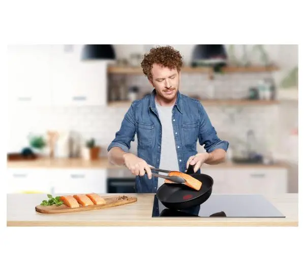 Tefal Unlimited Indukcja Tytanowa 24cm