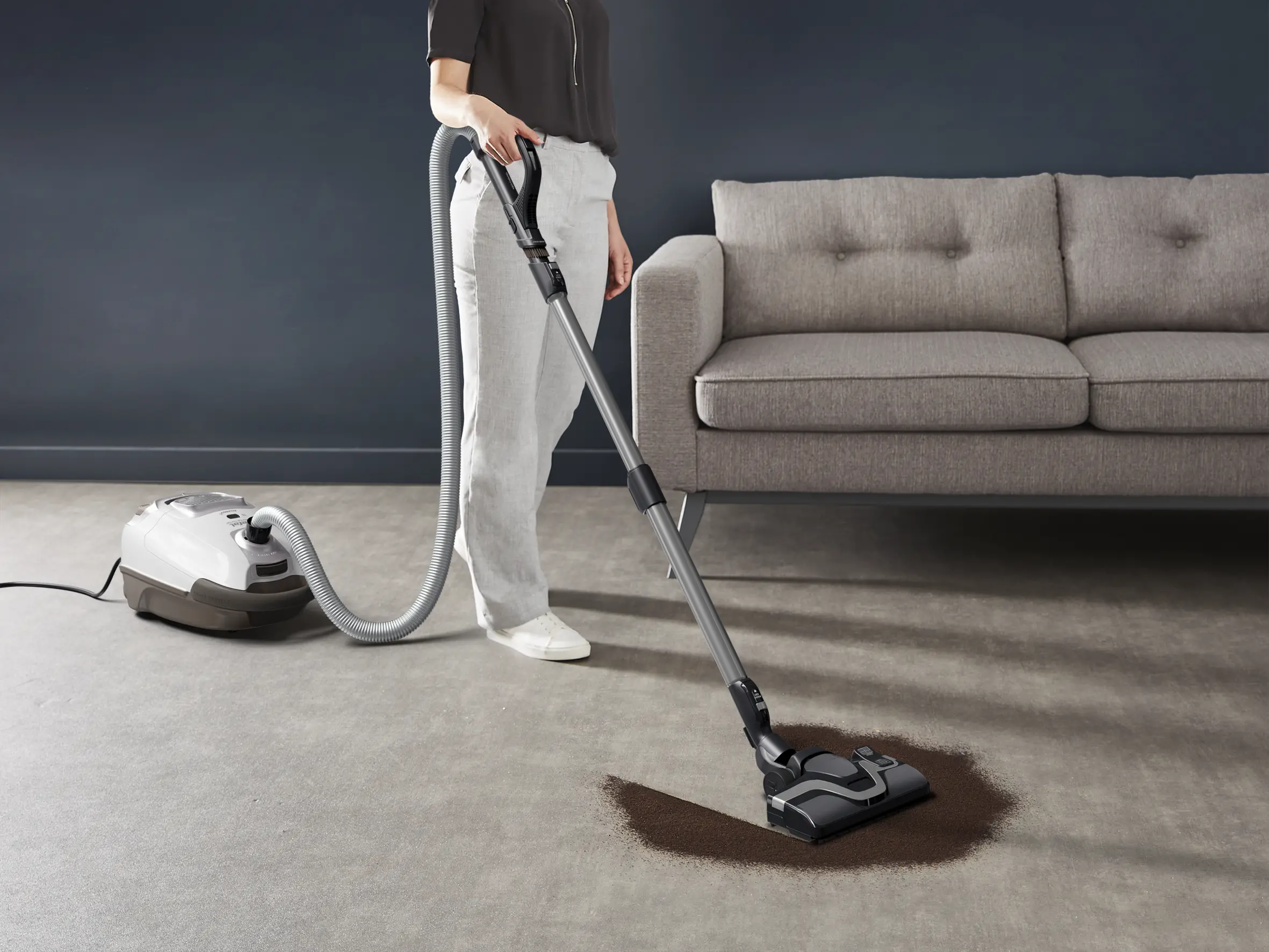 Odkurzacz Tefal Silence Force Allergy+ TW7487  400W Turboszczotka Mini turboszczotka Szczotka do parkietów