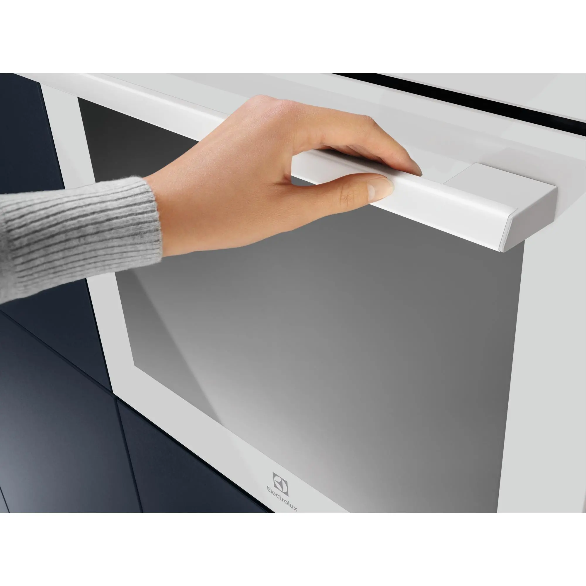 фото Духовка електрична Electrolux EOC6P77V 2