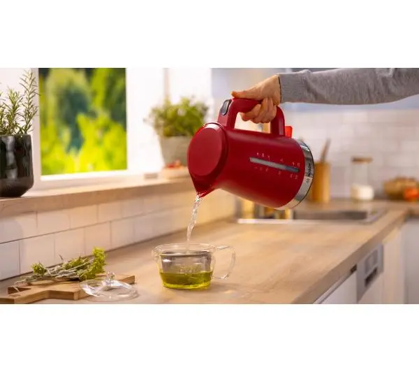 Bosch MyMoment TWK4M224 1,7l 2400W