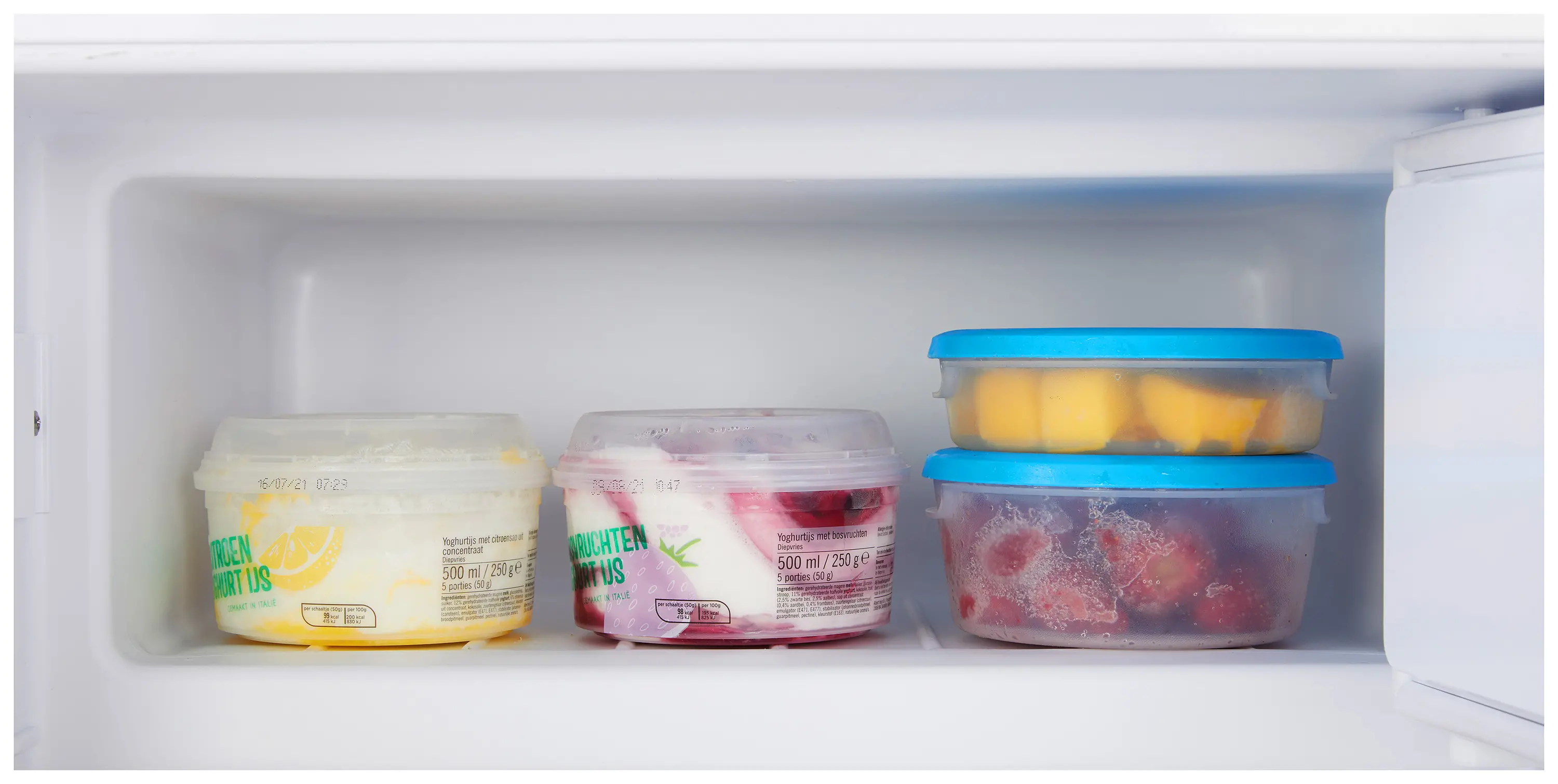 фото Холодильник з морозильною камерою Whirlpool ARG 94312