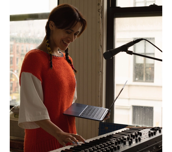 Apple MacBook Air 13,6" M2 16GB RAM 256GB Dysk macOS Księżycowa Poświata - Kup na Raty - RRSO 0%