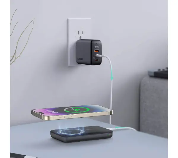 Aukey PB-MS01 6700mAh 20W Czarny