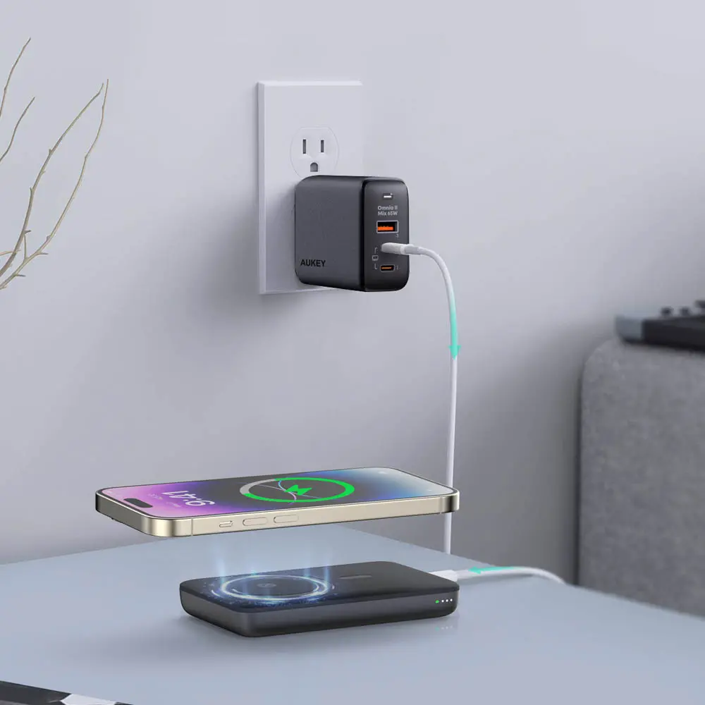 фото Зовнішній акумулятор (павербанк) Aukey 6700mAh 20W Black (PB-MS01)