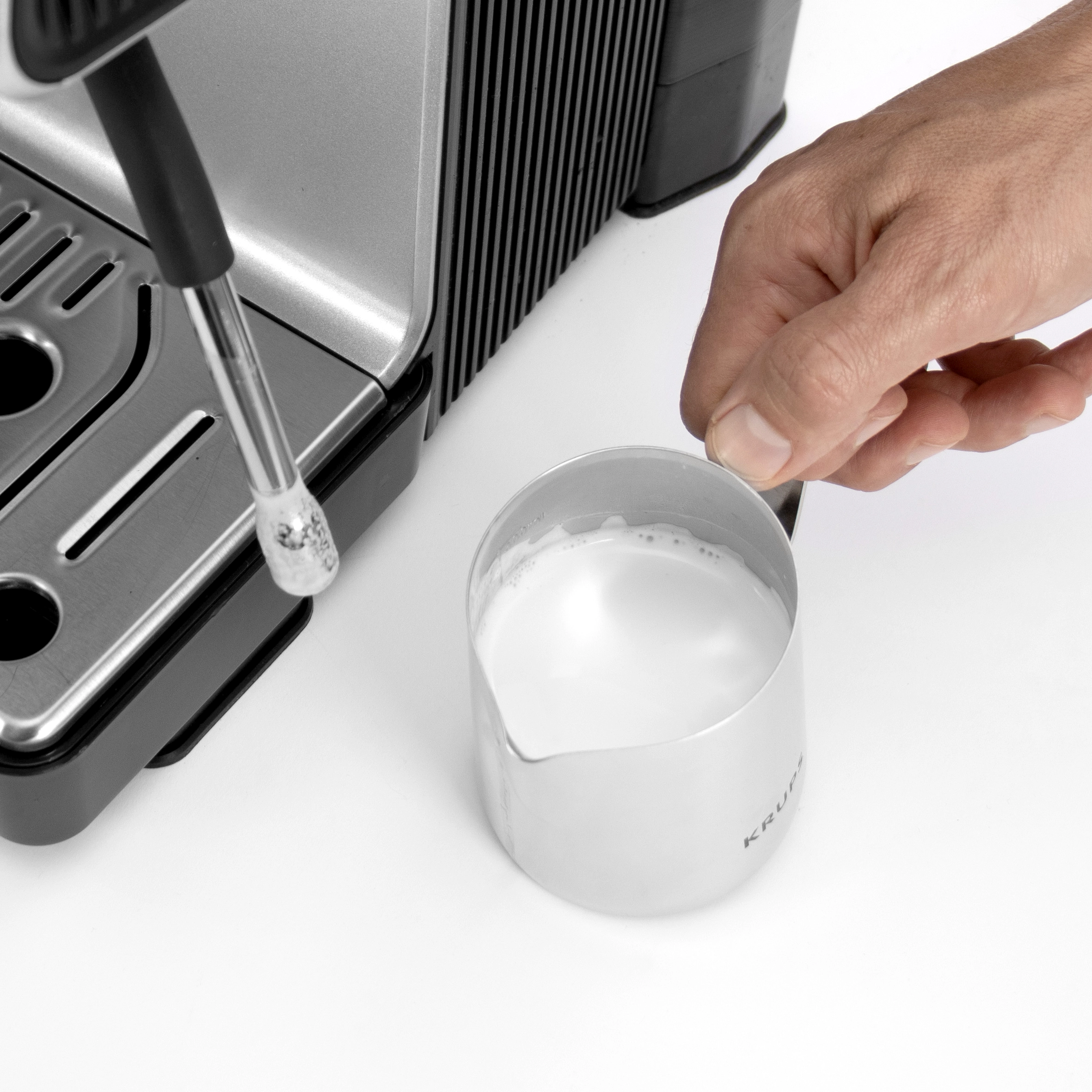 фото Ріжкова кавоварка еспресо Krups Precision+ XP804T