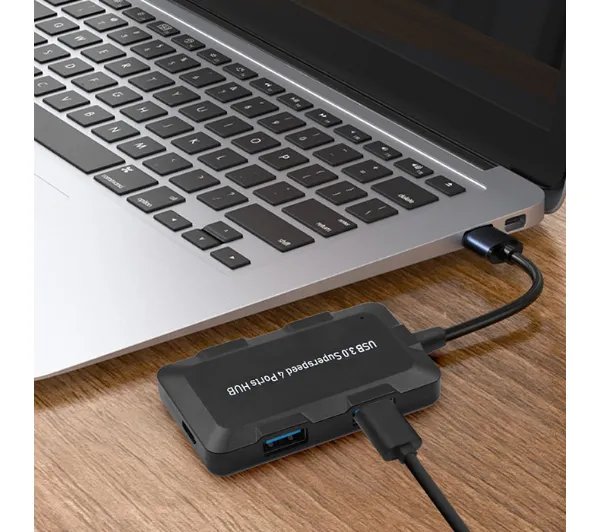 Qoltec 50502 Adapter USB-C 3.1 5w1 4x USB 3.0 micro USB Czarny