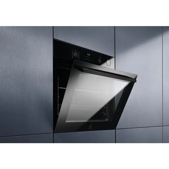 Piekarnik elektryczny parowy Electrolux 700 SteamCrisp EOC6H76Z Termoobieg Termosonda Czarny