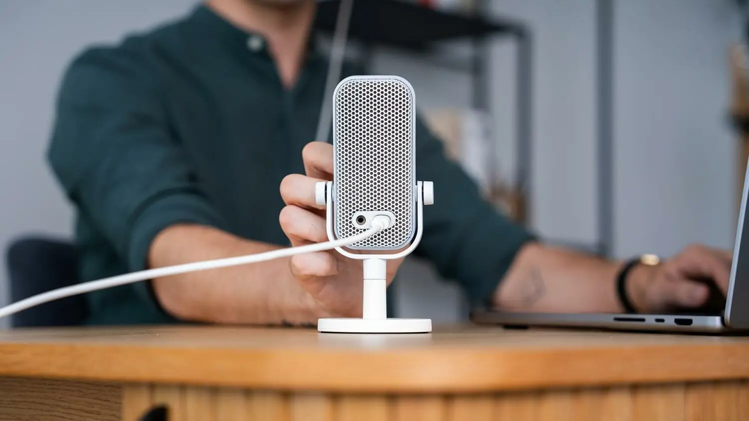 фото Мікрофон студійний/ для стрімінгу, подкастів Endorfy Solum Voice S White