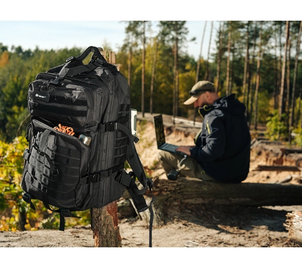 Tracer Alpha Black 15,6" Czarny