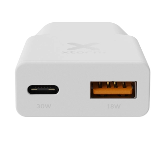 Ładowarka sieciowa Xtorm SlimLin Go2 PD 33W Biały